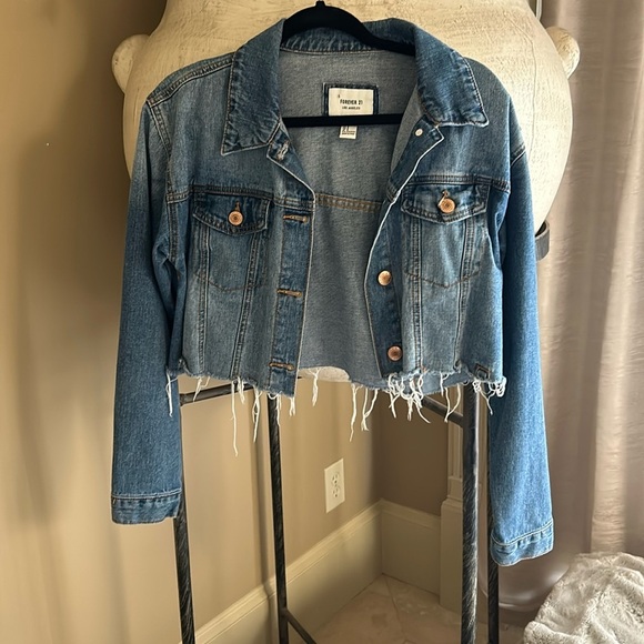 Cropped Denim Jacket - Picture 1 of 2
